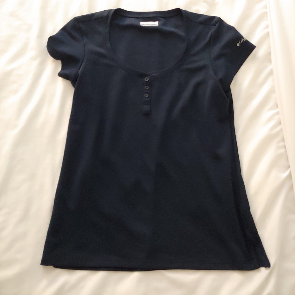 Columbia top